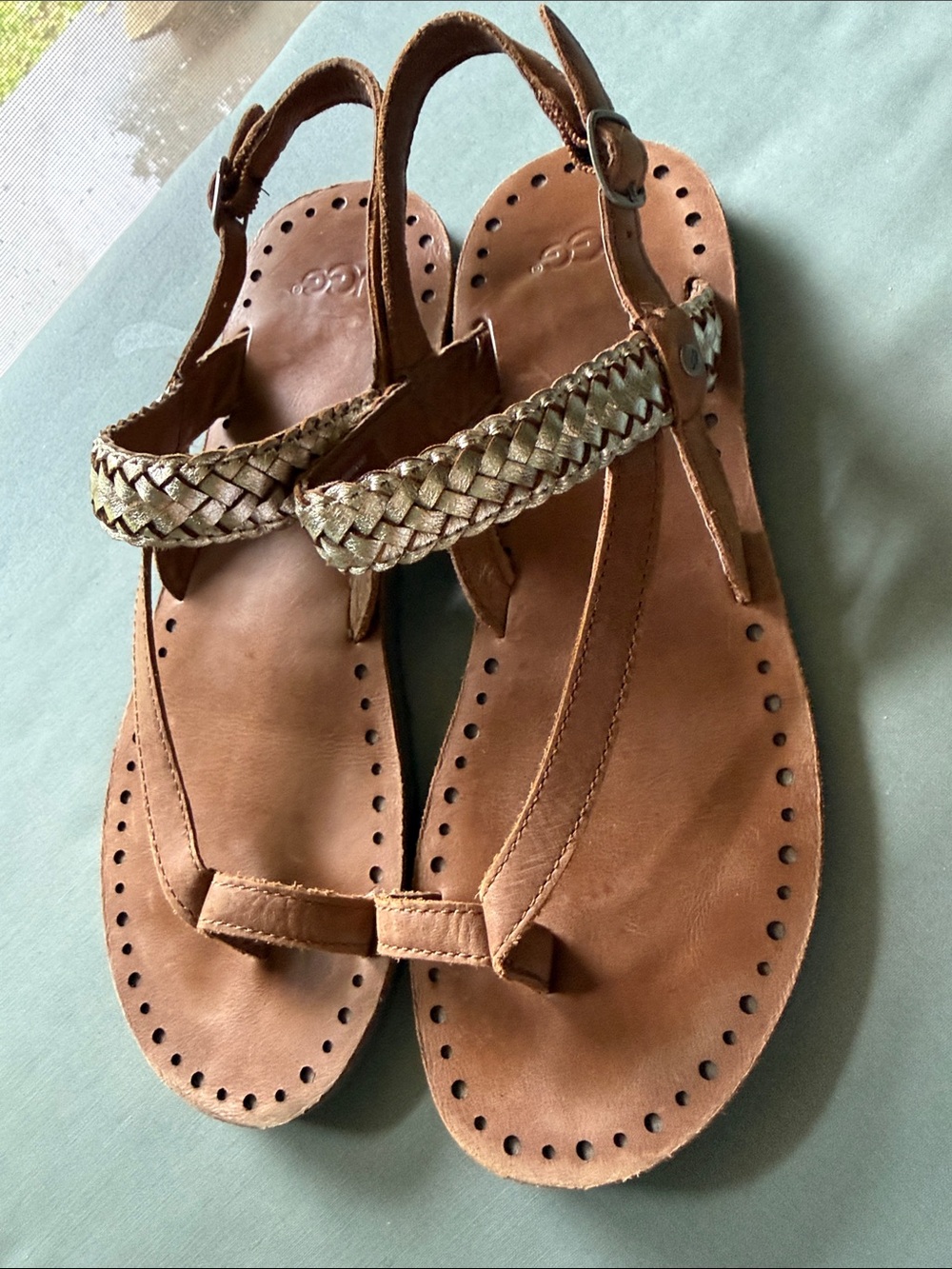UGG Braided Leather Toe-Loop Sandals - Brown